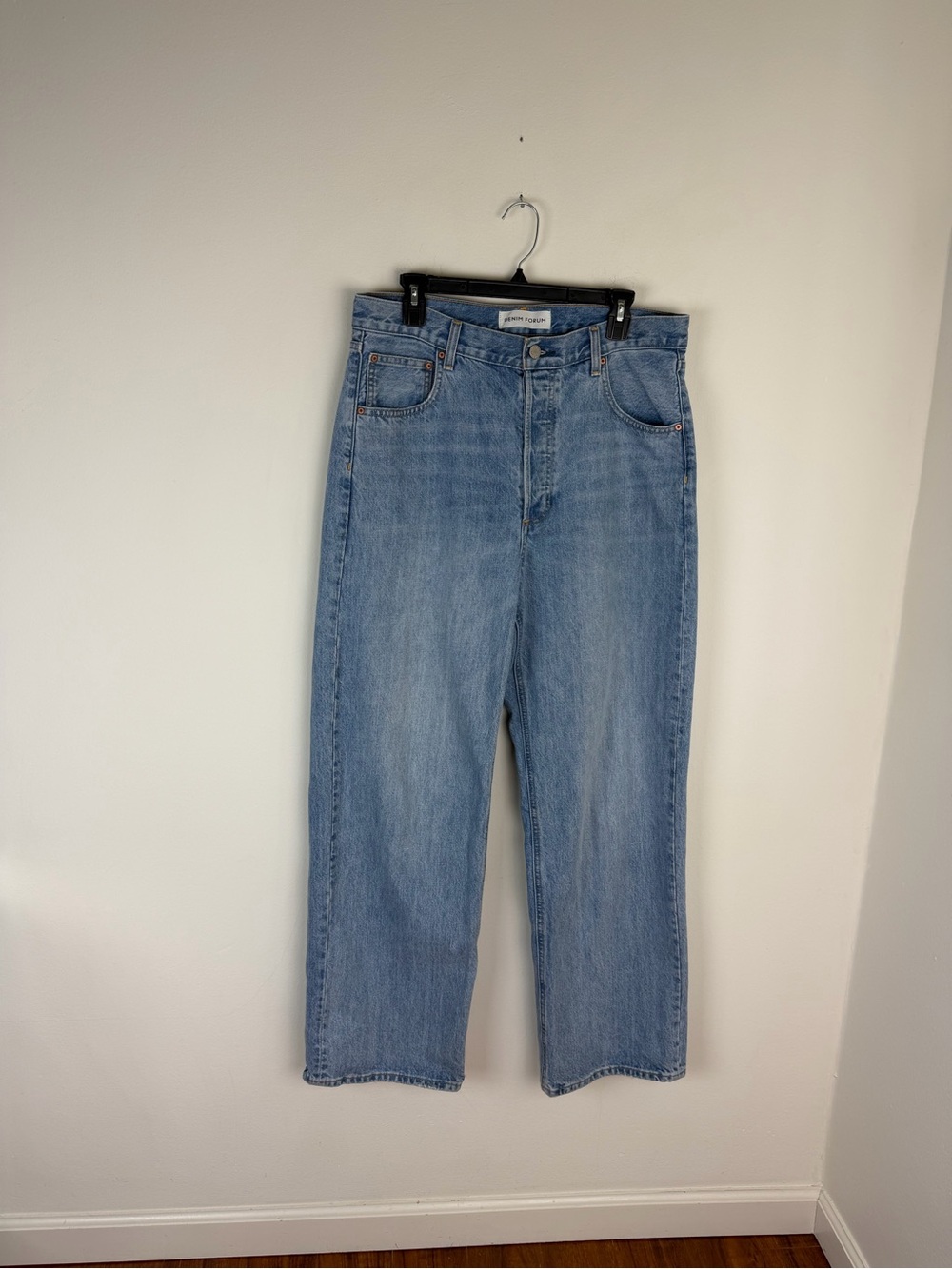 Aritzia Denim Forum The '90s Iggy Lo-Rise Baggy Jeans Size 31 - Picture 4 of 8